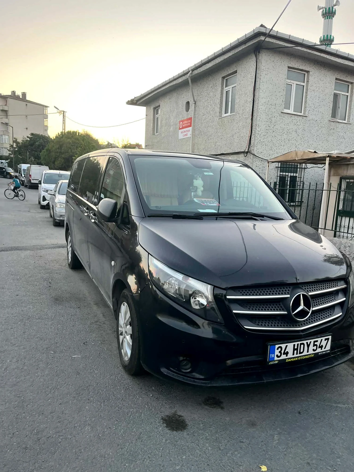 Mercedes-Benz Vito VIP önden görünüm